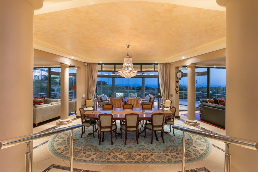 5 Bedroom Property for Sale in Pezula Golf Estate Western Cape